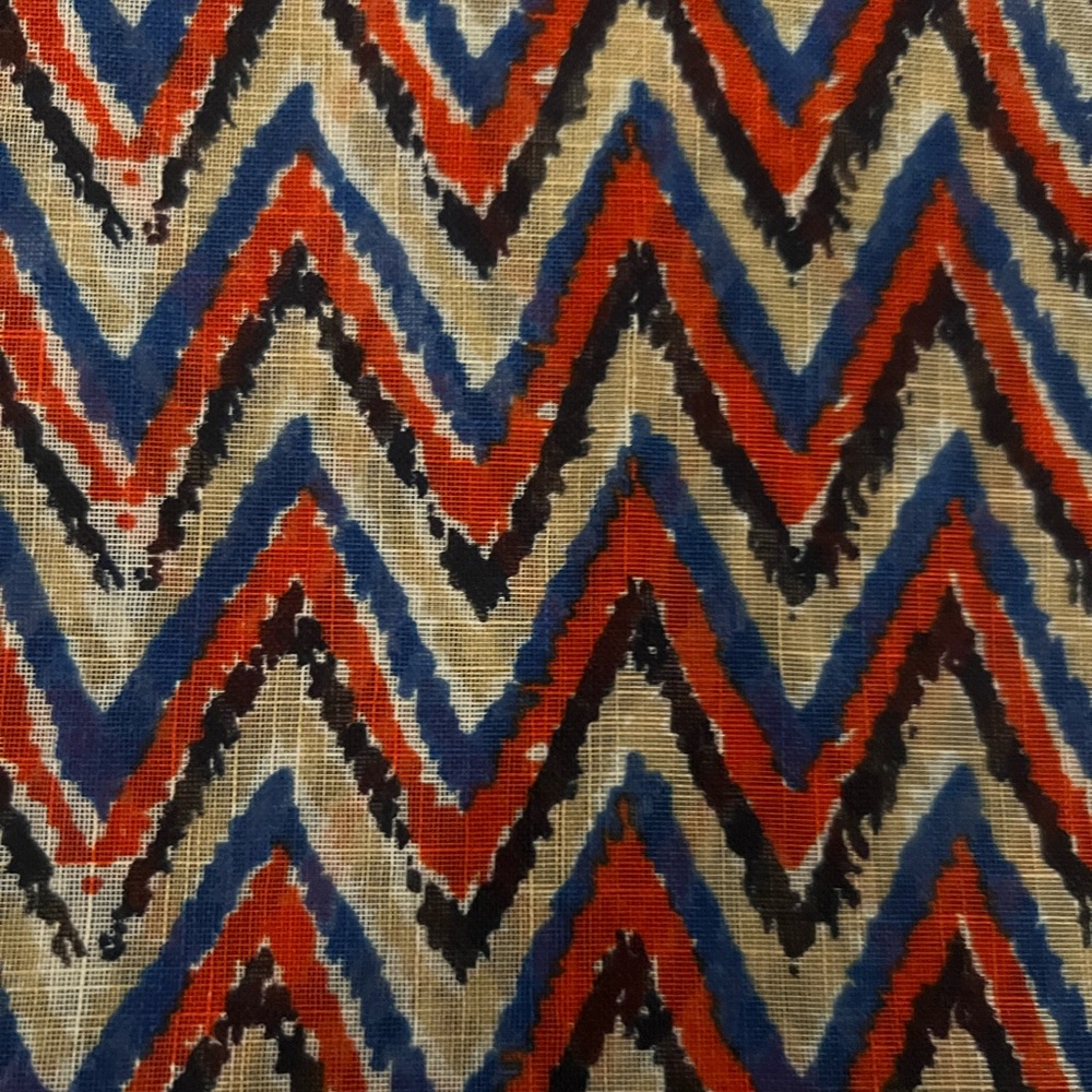 Poncho - Picture 10 of 11